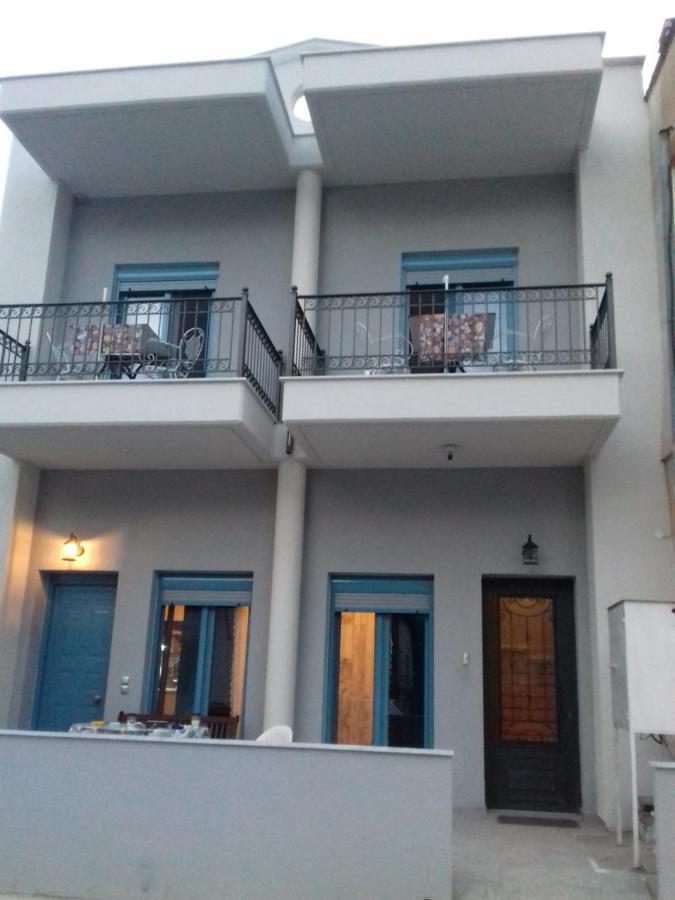 Kostas Family Rooms 斯塔夫罗斯 外观 照片