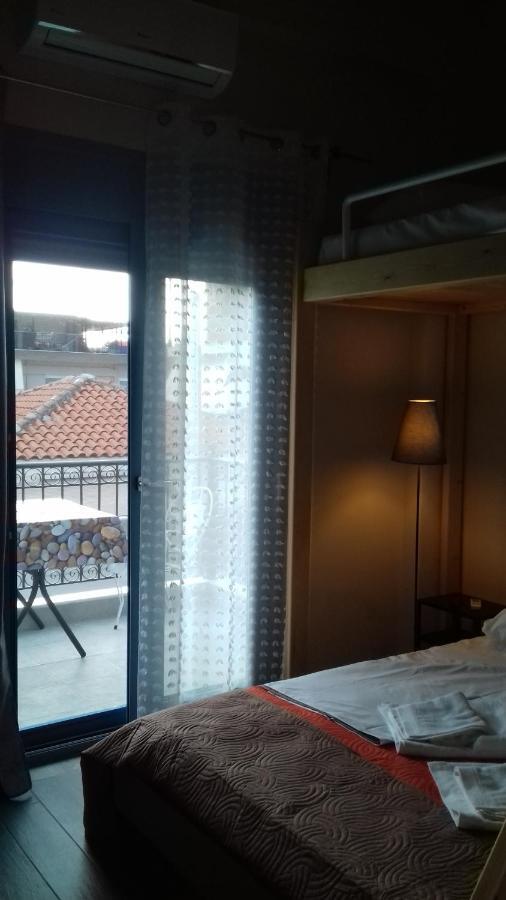 Kostas Family Rooms 斯塔夫罗斯 外观 照片