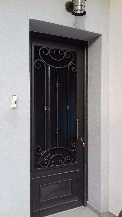 Kostas Family Rooms 斯塔夫罗斯 外观 照片